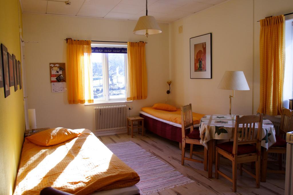 Bed & Breakfast Bjoerkhyddan Rumma Exterior photo