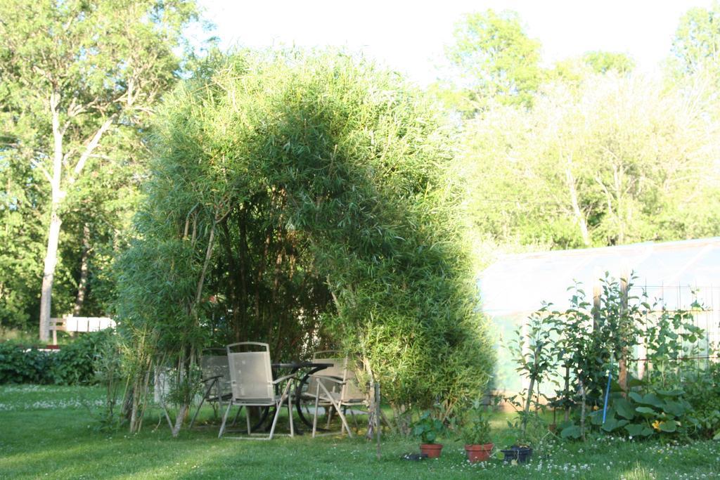 Bed & Breakfast Bjoerkhyddan Rumma Exterior photo
